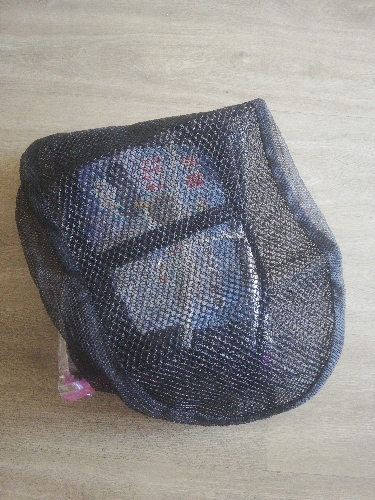 Malla para asiento con borde negra