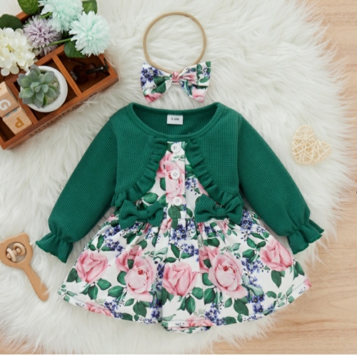 Vestido verde con flores y lazitos