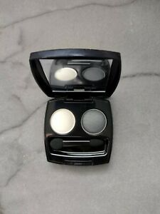 D1sombras negro blanco AVON