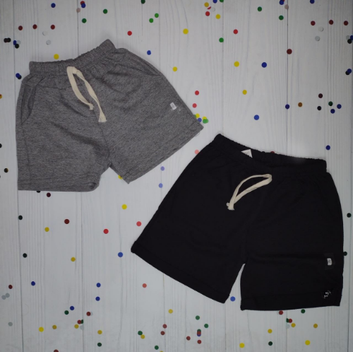 PV0163 SHORT ALGODÓN NENE LISO CON CORDON