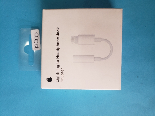 Adaptador de audifonos iphone oroginal