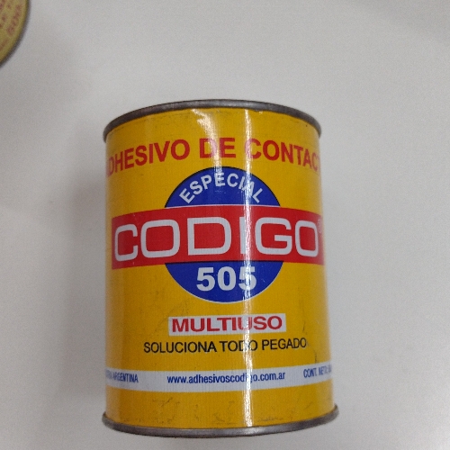 Adhesivo de contacto Codigo lata 1/2lt