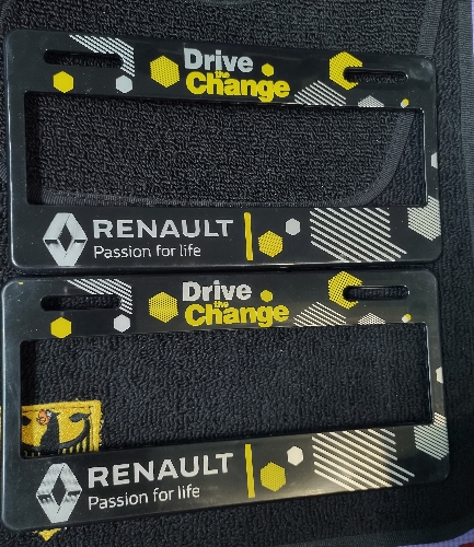 Portaplacas anchas  Renault amarilla