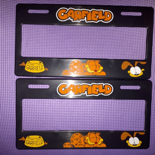 Portaplacas Garfield