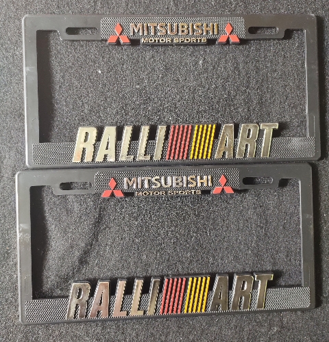 Portaplacas MITSUBISHI