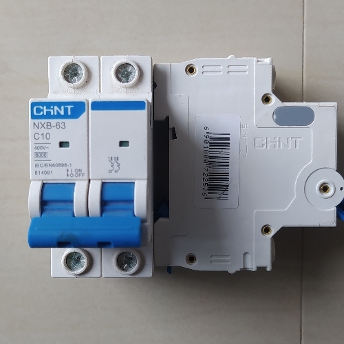 Breaker riel 2x20 amp