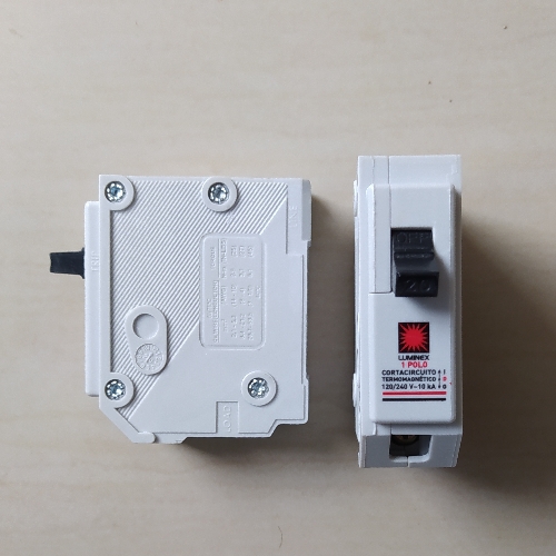Breaker Luminex 1x60 amp enchufable