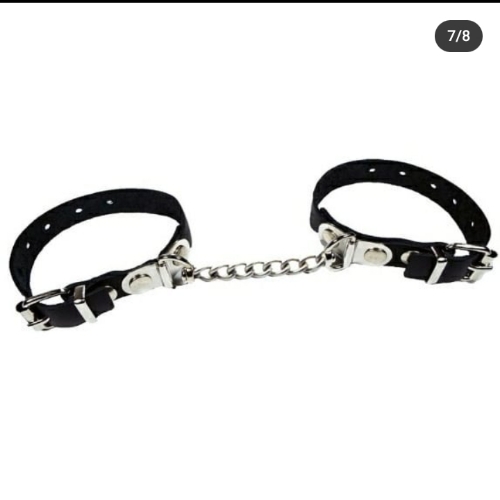 Esposas finas con cadena