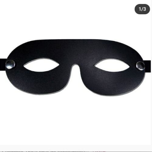 Antifaz de cuero