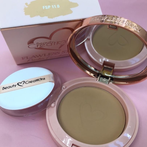 #11 Flawless Stay powder foundation