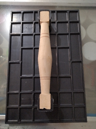 Llana plástica cabo madera 20cmx30cm