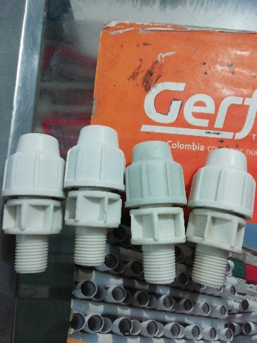 Adaptador macho pdf