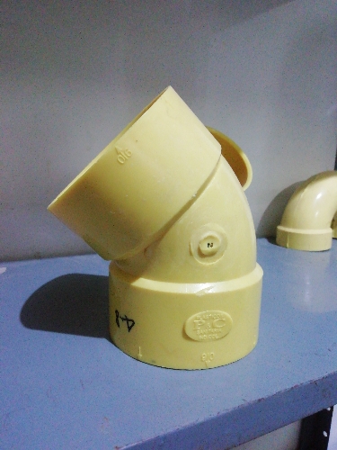 Semi codo 3"