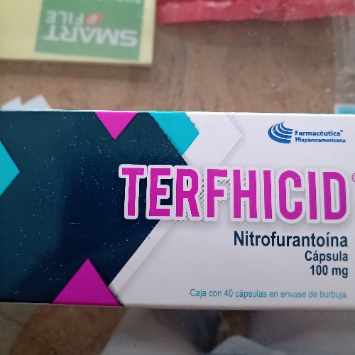 Nitrofurantoina