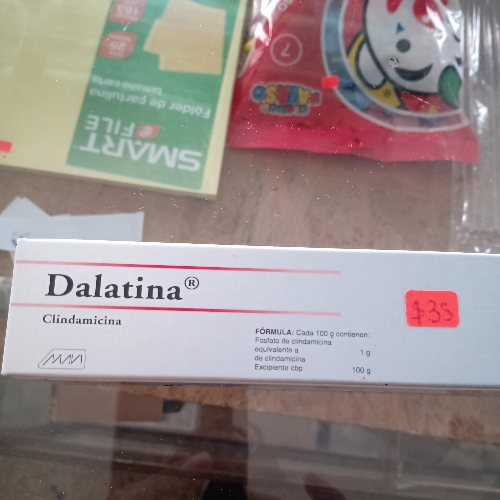Clindamicina crema