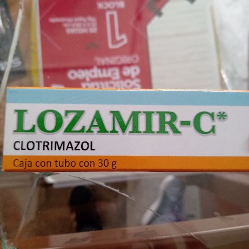 Clotrimazol crema para los pies