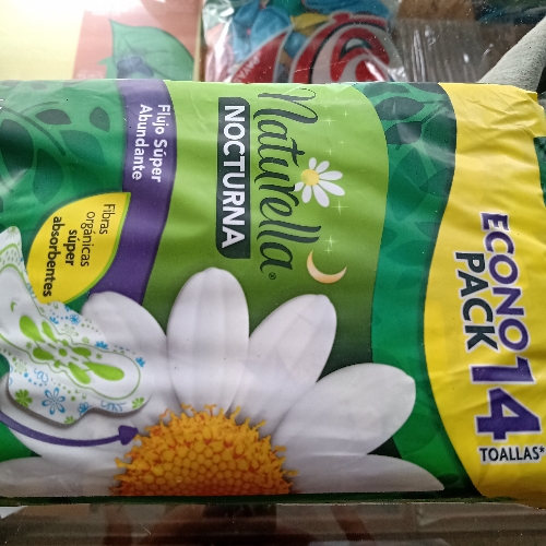 Naturella nocturna pieza