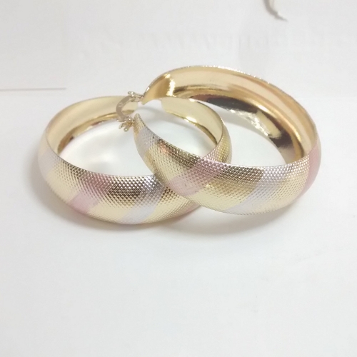 ARGOLLA EN LAMINADO TEXTURIZADO TIPO CANDONGA CON FRANJAS EN CARTIER MEDIANA ALD000112
