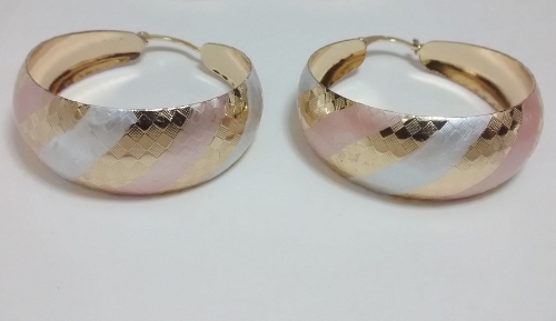 ARGOLLA EN LAMINADO DIAMANTADA TIPO CANDONGA CON FRANJAS EN CARTIER PEQUEÑA ALD000115