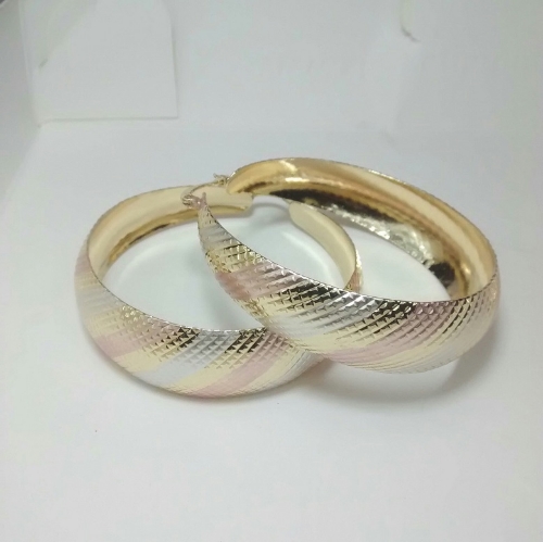 ARGOLLA EN LAMINADO CUADRICULADA TIPO CANDONGA CON FRANJAS EN CARTIER ALD00017