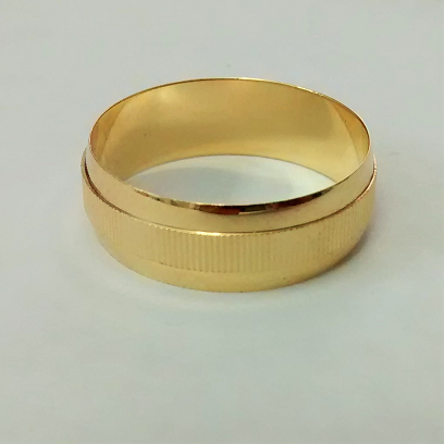 ANILLO EN LAMINADO AROS DE MATRIMONIO LÍNEAS LABRADAS ANL00017