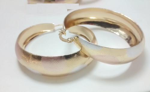 ARGOLLA EN LAMINADO  LABRADA CIRCULAR TIPO CANDONGA EN CARTIER MEDIANA ALD000114