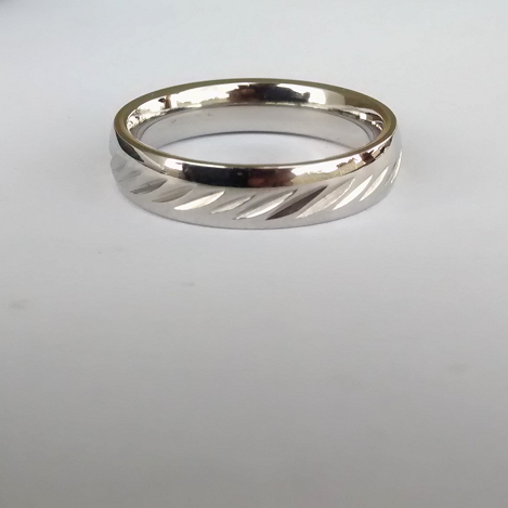 ANILLO DE ACERO AROS DE MATRIMONIO HOJAS LABRADAS 3X1MM ANA000118