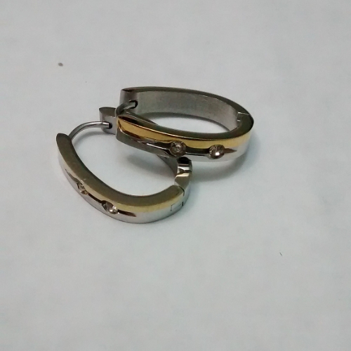 ARGOLLAS EN ACERO HOGGY GRANDE OVALADA CON CIRCON 2 TONOS