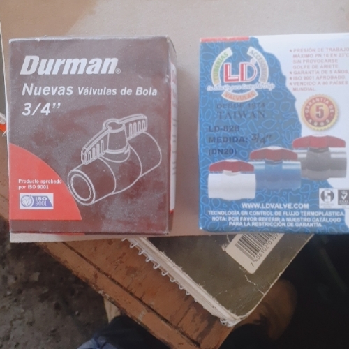 Llave de paso 3/4 PLASTICO LD