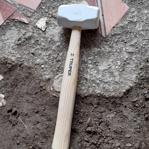 Mazo de hule 16oz. Truper