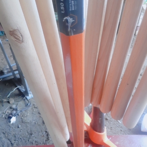 "BARRETA DE PUNTA DE 1""X175 CM, ESCOPLO 72 MM,TRUPER"