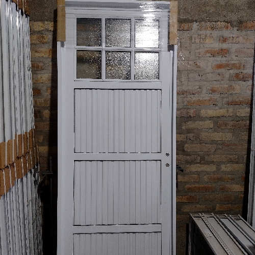 Puerta acanalada 1/4 80*2 25mm derecha
