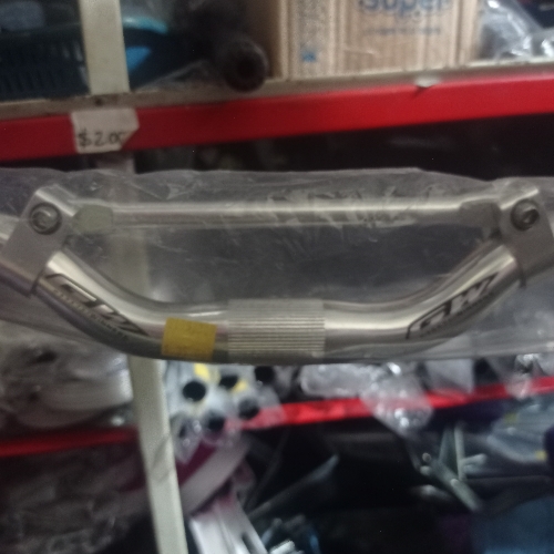 Manubrio t. t aluminio Gw