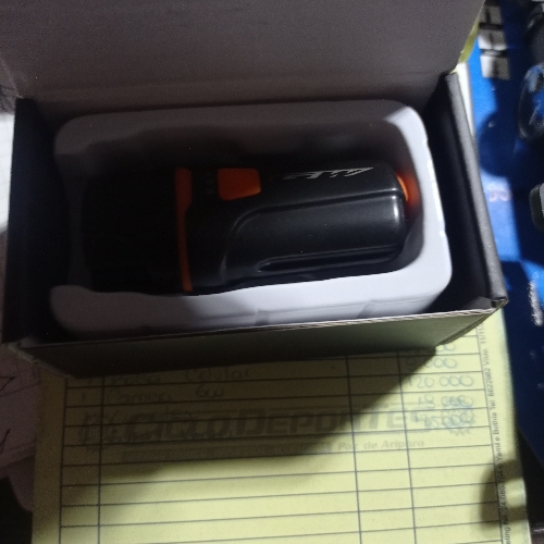 Luz Gw 500 lumins