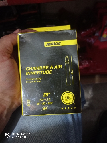 Neuma 29 v piña mavic