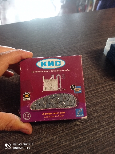 Cadenilla 10 vel KMC extra tretch