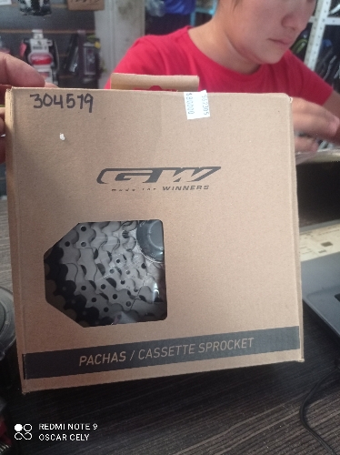 Pacha 8 vel Gw 11-42