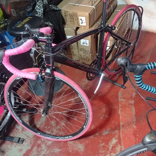 Bicicleta 700  STL Everest