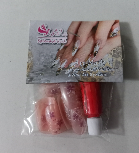 Uñas postizas decoradas mujer
