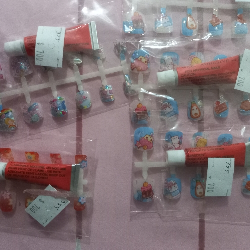 Uñas postizas niña+pegante económicas HL 9082