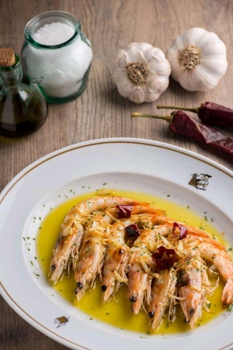Camarones a las finas hierbas