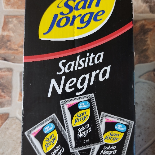SALSA NEGRA SACHET 7 GRAMOS CAJA X 96