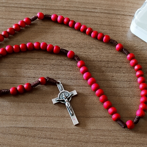 Rosario fragancia de rosas cordón San Benito (6300)