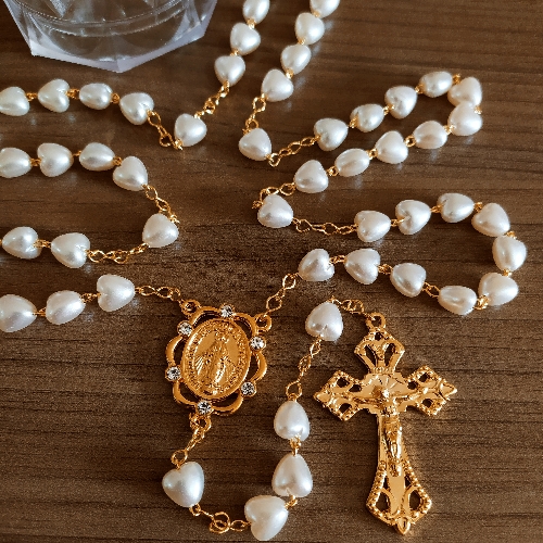 169637 ROSARIO PERLAS CORAZON DORADO