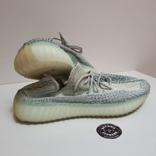 Adidas Yeezy No 27.5