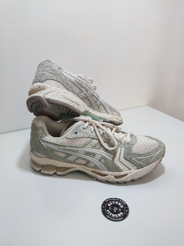 Asics Gel Gamusa oliva No 25.5