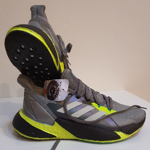 Adidas Boost No 26.5