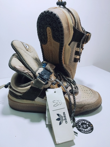 Adidas Bad Bunny Cafe No 25