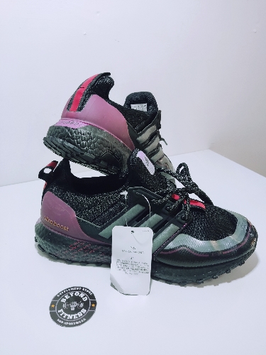Adidas UltraBoost Cross No 22