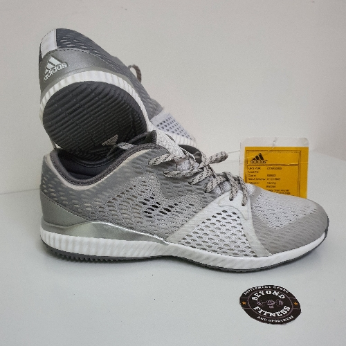 325 Adidas Training Plata No 24